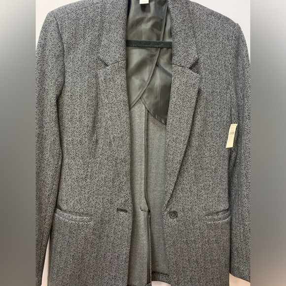 Old Navy Blazer - Women's Medium - Gray - Two Button - Career Wear - Oversized - Picture 4 of 4